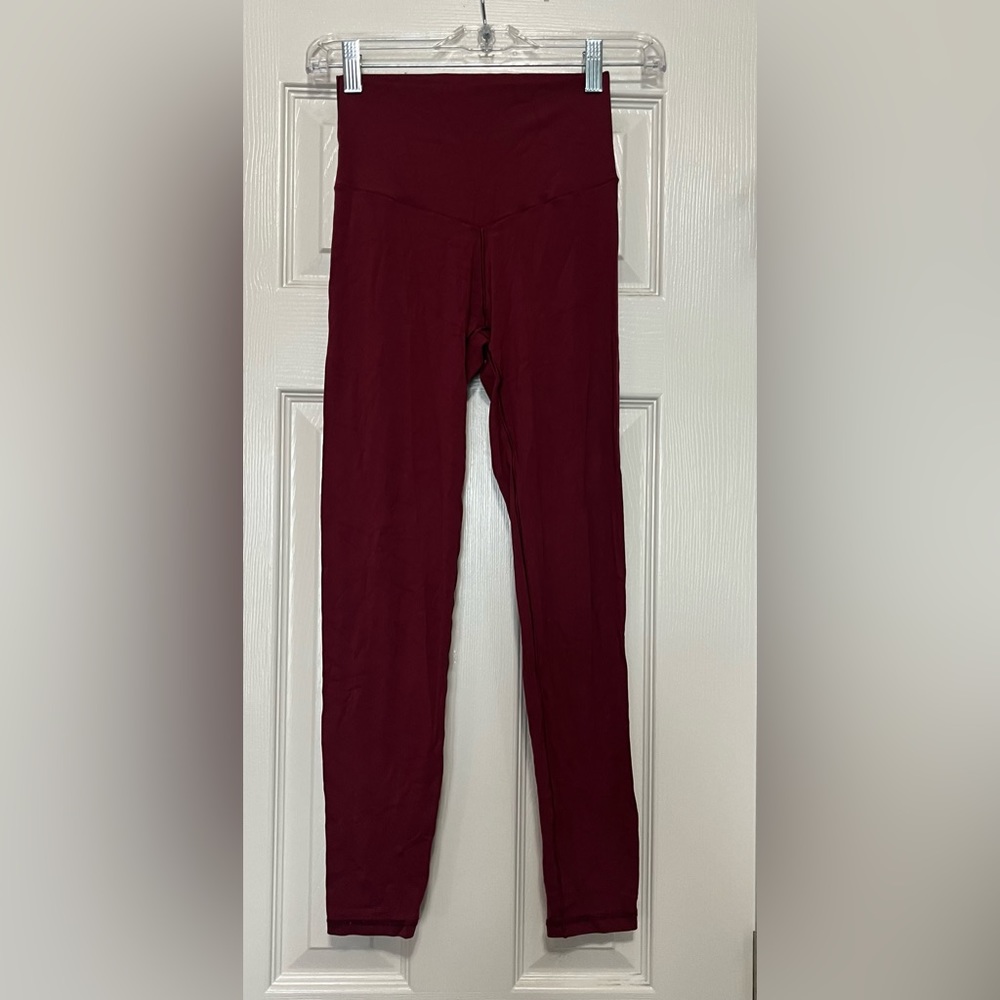 Offline by Arie maroon leggings size Small Petite